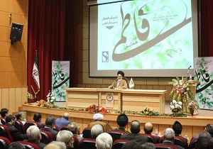 استفاده ازمفاهیم انقلابی در محتوای شعر و مدح