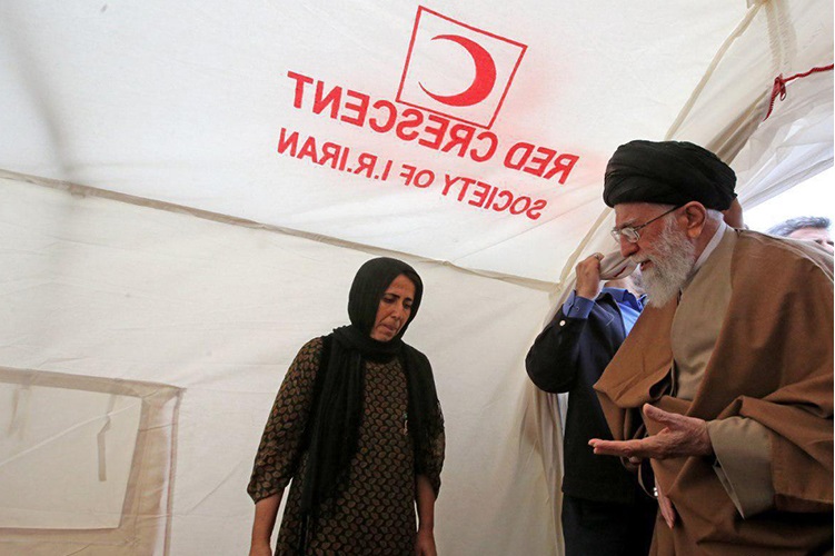 همدردی در عرصه&zwnj;ی عمل +عکس