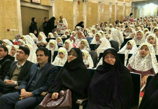 جشن تکلیف ۶۰۰ دانش آموز در اراک +عکس جشن تکلیف ۶۰۰ دانش آموز در اراک +عکس
