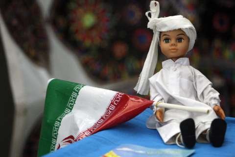 عروسک ها از انقلاب اسلامی می گویند