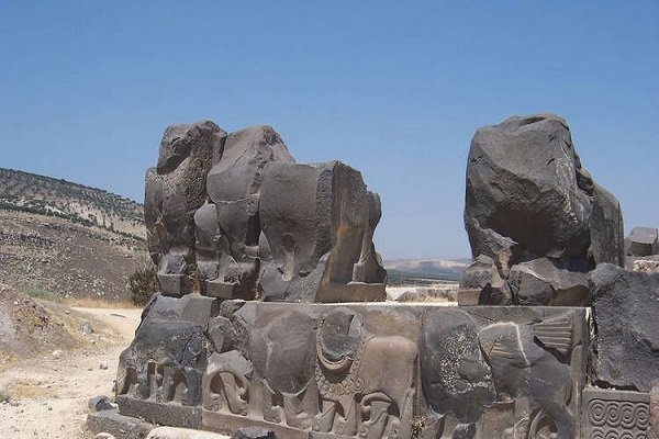 &emsp;تخریب معبد ۳ هزارساله در عفرین در حمله هوایی ترکیه