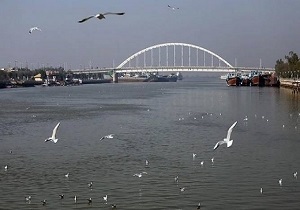 بوی نامطبوع آب در رودخانه کارون