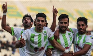 داوران دیدار ذوب آهن و آیزاول امشب به اصفهان می‌رسند