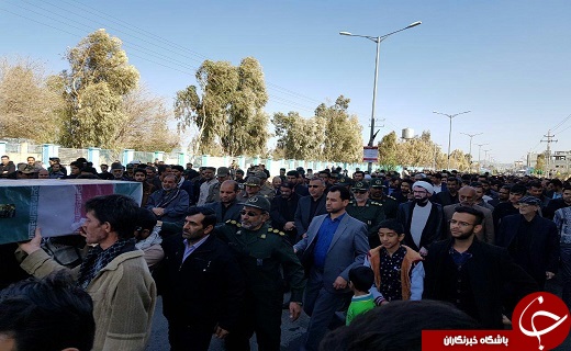 تشییع وخاکسپاری پیکر ۲ شهید گمنام در زاهدان+تصاویر