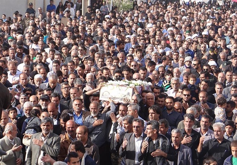 تشییع ۲ شهید گمنام در خورموج