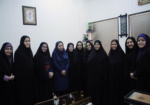 بانوان خبرنگار صداوسیمای مرکز یزد تجلیل شدند