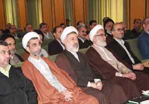 منتظری: اجازه ورود خائنان را به کشور نخواهیم داد