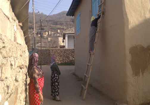استقبال از نوروز در مازندران با خانه تکانی سنتی متفاوت زنان روستایی