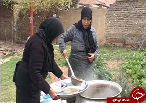 وداع با همه کینه و کدورت&zwnj;های ۳۶۵ روز سال با پخت آش چهارشنبه آخر سال