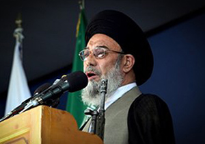 کمیته امداد امام خمینی(ره) در حد توان خود کمک خوبی به فقرا کرده است