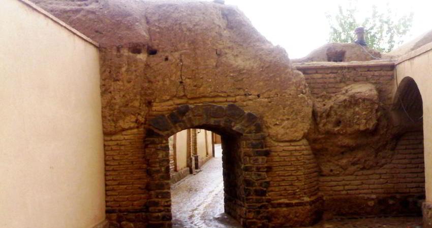 مزرعه مهر کجاست؟
