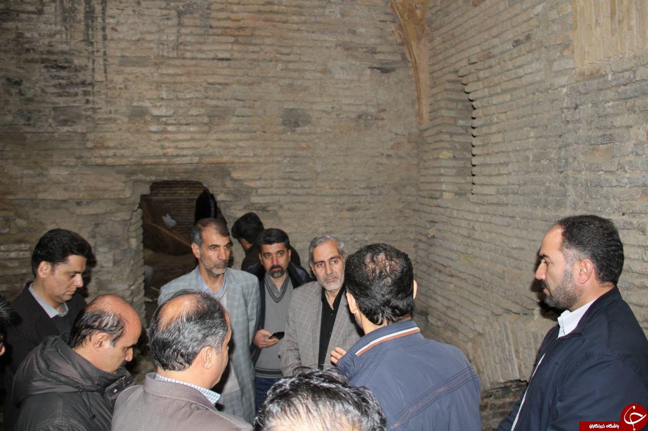 بررسی وضعیت تکیه معاون الملک توسط ستاد بحران شهرستان کرمانشاه +تصاویر