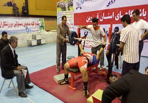 برگزاری رقابت‌های پرس سینه قهرمانی باشگاهی استان قزوین