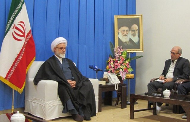 دانشگاه ها می توانند در تحقق شعار اقتصاد مقاومتی پیشگام باشند