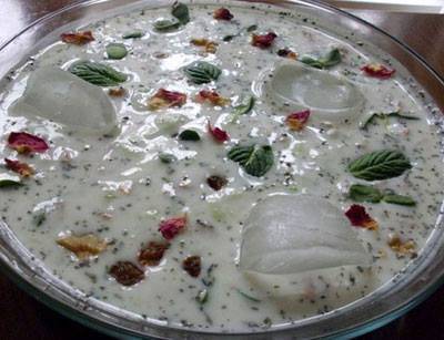 طرز تهیه زاتزیکی &laquo;ماست و خیار یونانی&raquo;