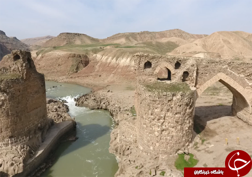 تصاویری از پل تاریخی گاومیشان در شهرستان پلدختر