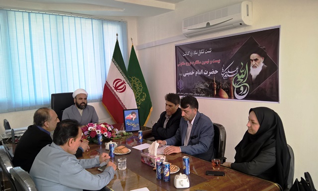 ضرورت تبیین ابعاد مختلف شخصیت امام راحل برای نسل جوان