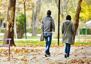 عشق‌بازی به سبک "کراش"؛ شنیدن صدای تیشه فرهاد از توئیتر