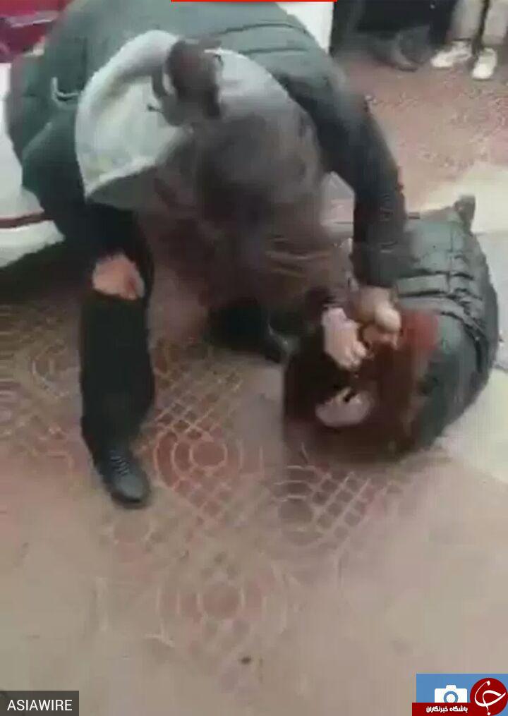 بلایی که زن میانسال سر رقیب عشقی جوانش آورد + تصاویر بلایی که زن میانسال سر رقیب عشقی جوانش آورد + تصاویر