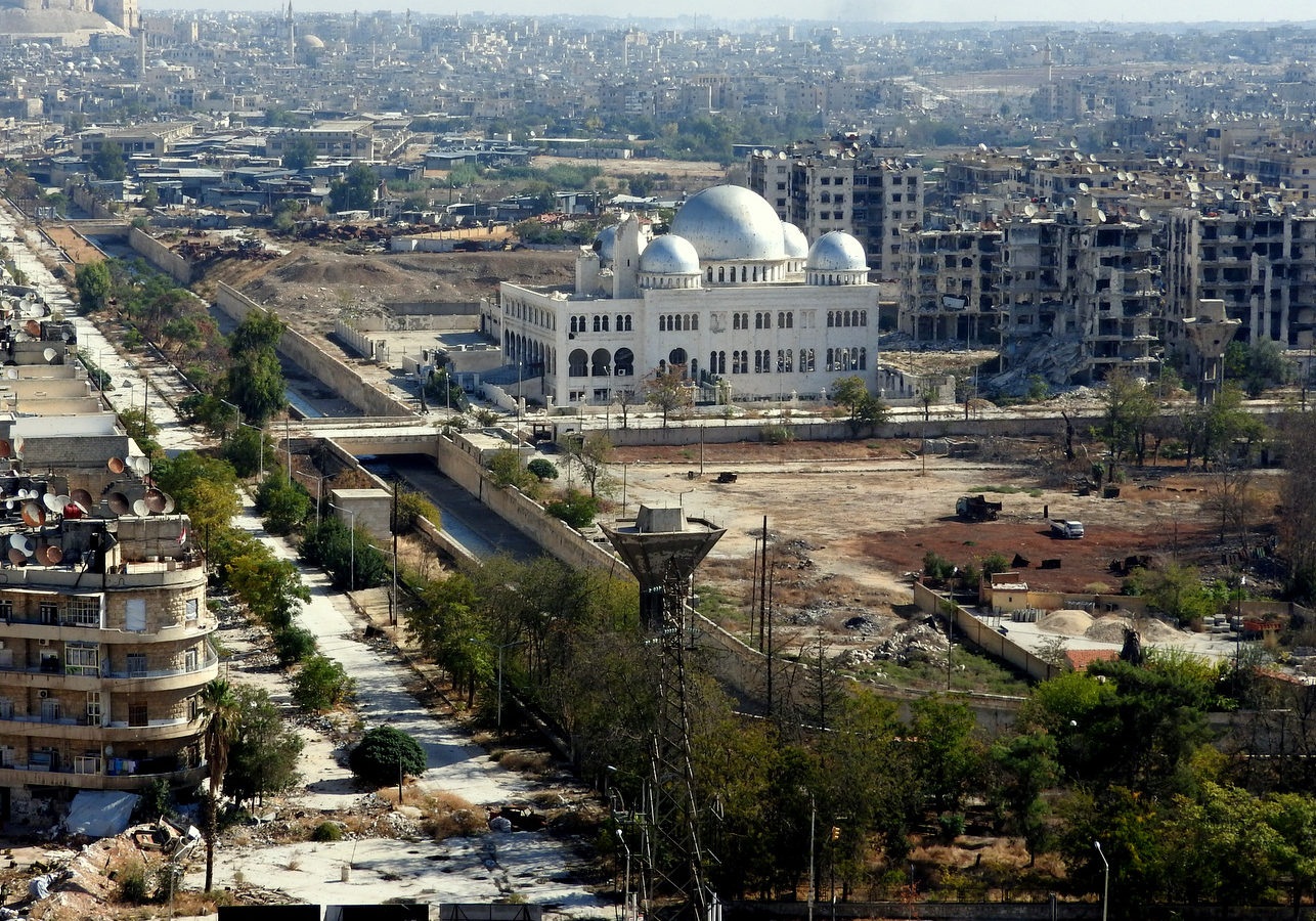 تحلیلگر معروف لبنانی: پارک اصلی شهر حلب روز گذشته سرشار از نشاط و زندگی بود
