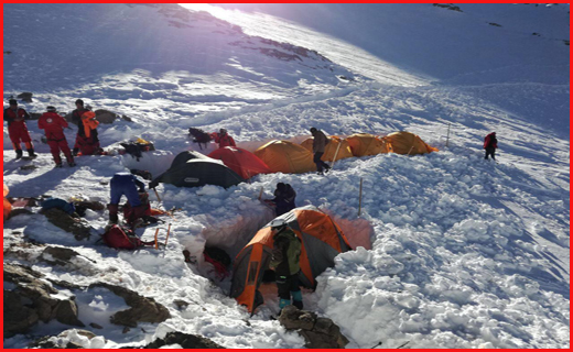 جستجوی اجساد جان باختگان سانحه هوایی تهران - یاسوج در شانزدهمین روز/ اعزام 6 گروه جستجو به ارتفاعات دنا