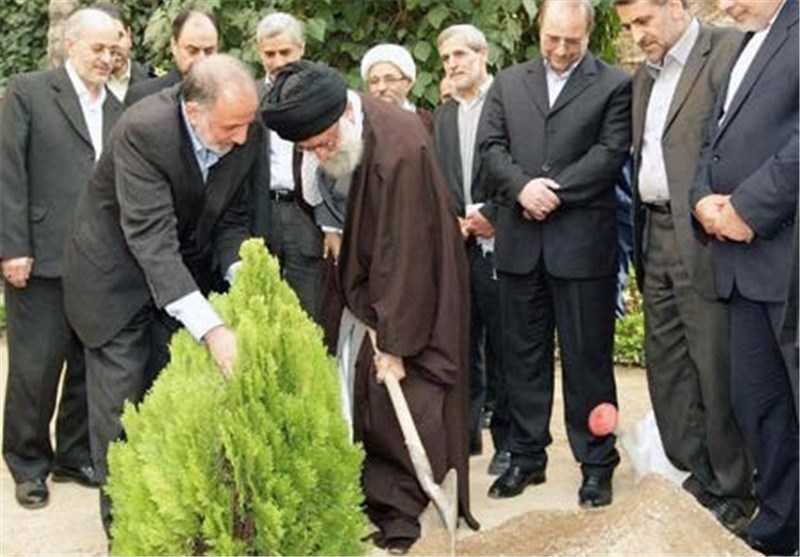رهبر انقلاب