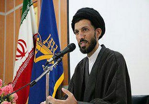 قانون زیاده خواهی برای یک عده خاص با اهداف انقلاب و اسلام همخوانی ندارد