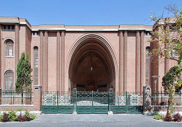 برگزاری نمایشگاه لوور در ایران، همکاری با اتحادیه اروپا است