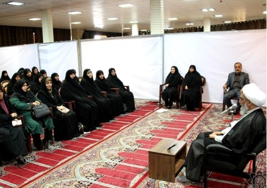 اضمحلال ساختار شخصیتی بانوان ایرانی برنامه استکبار جهانی است