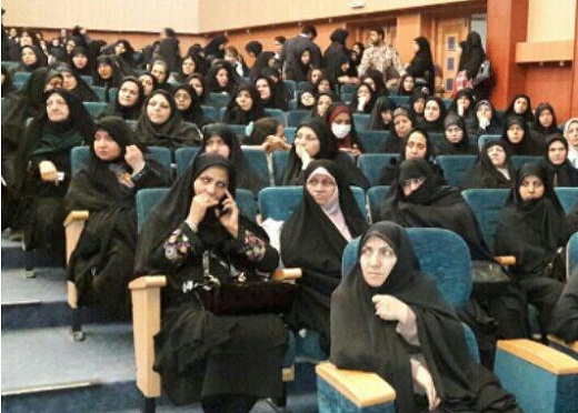 آغاز به کار جشنواره بین المللی اسوههای صبر و مقاومت در استان مرکزی آغاز به کار جشنواره بین المللی اسوههای صبر و مقاومت در استان مرکزی