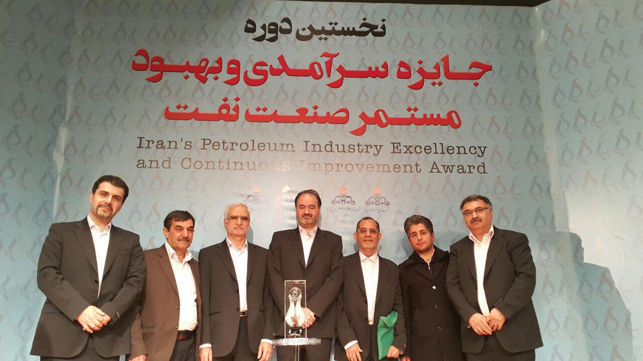 کسب تندیس بلورین سرآمدی صنعت نفت توسط پالایشگاه هاشمی نژاد