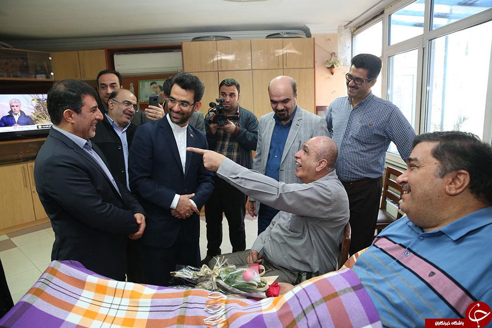 عیادت وزیر ارتباطات و فناوری اطلاعات از جانبازان سرافراز / کاشت نهال به یاد غیورمردان جنگ تحمیلی +تصاویر