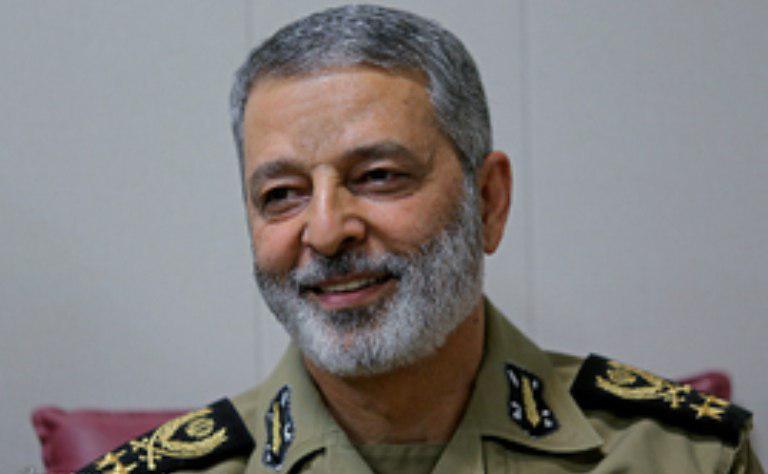 دشمنان چند سال است که با فضای مجازی با هدف ناامیدسازی و بی&zwnj;اعتمادی در ارتش، مطالبی را انتشار می&zwnj;دهند