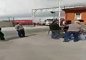 داستان ادامه‌ دار آزار واذیت رانندگان ایرانی در مرزهای ترکیه + فیلم