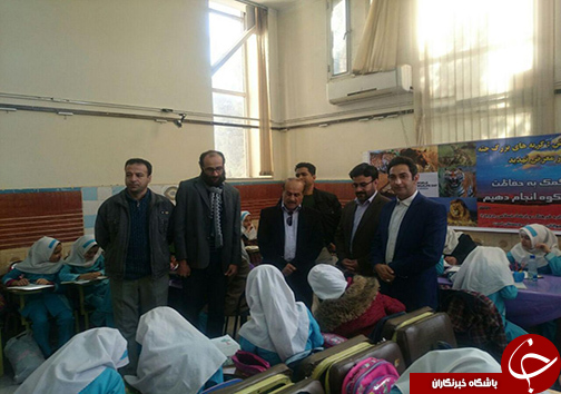 برگزاری ایستگاه نقاشی برای دانش آموزان در بروجرد