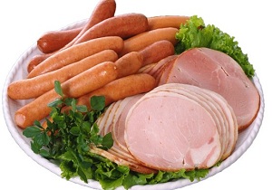 استفاده از گوشت&zwnj;های حرام در تهیه سوسیس و کالباس شایعه است