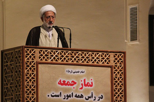 رفع مشکلات جامعه با تلاش نمایندگان