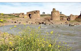 آمادگی دره شهر برای اسکان گردشگران خارجی در ایام نوروز