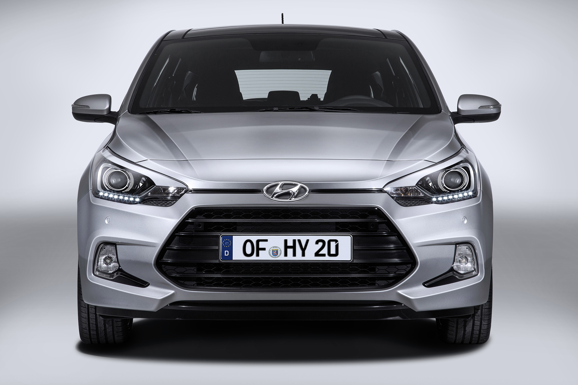هیوندای i20