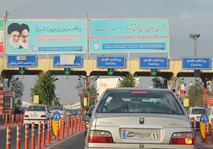 همکاری سازمان های هلال احمر ونیروی انتظامی باعث وحدت عمل جامعه می شود