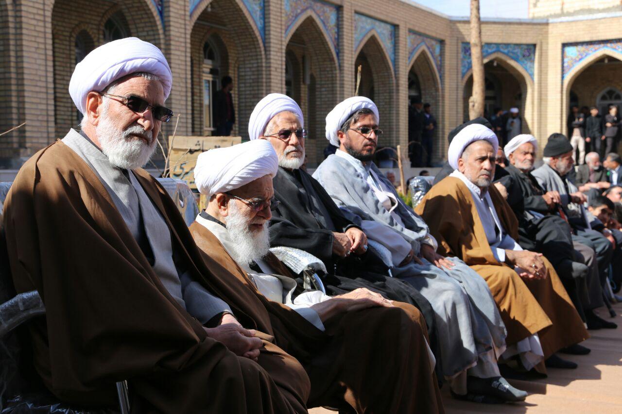 تجمع اعتراضی مردم گناباد در خصوص اقدامات اخیر برخی دراویش در تهران+ تصاویر