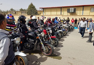 برگزاری حرکات نمایشی موتورسوران در شاهرود