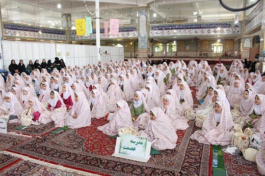 جشن تکلیف الهی ۳۵۰ دختر دلیجانی +تصاویر