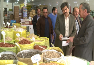نظارت ۲۰ اکیپ بر بازار شب عید