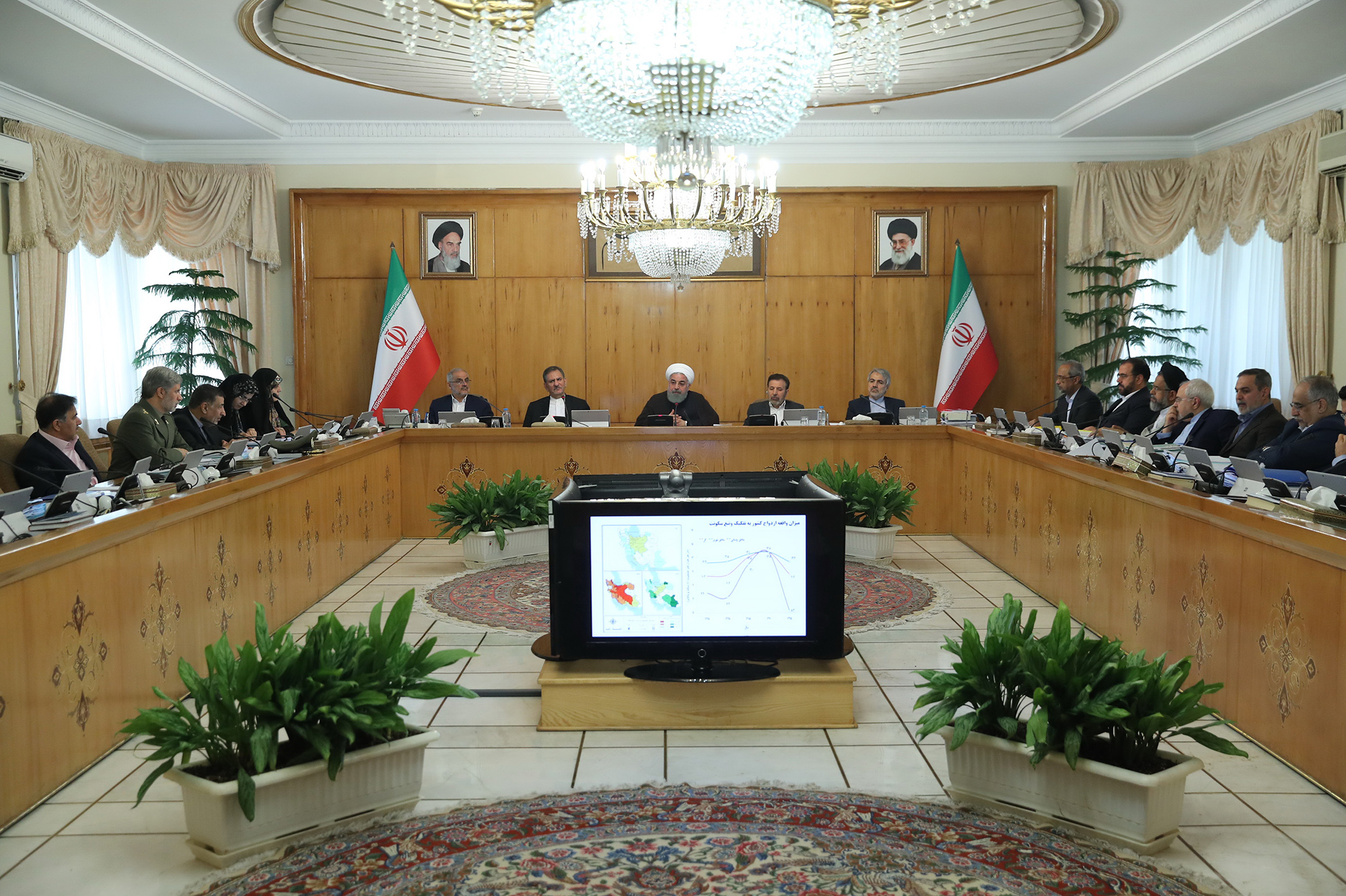 امیدوارم این استیضاح باز هم با رأی اعتماد نمایندگان به وزرای مورد نظر همراه باشد