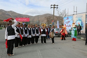 ارائه صنایع دستی و محصولات روستایی در تمام نوروزگاه&zwnj;های استان مرکزی