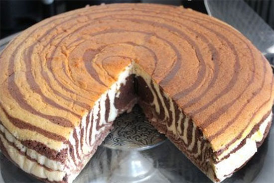 طرز پخت کیک دو رنگ، معروف به زِبرا کیک!