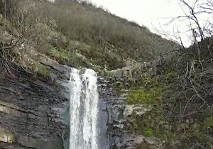 آبشار زیبا و دیدنی روستای افسوران + فیلم
