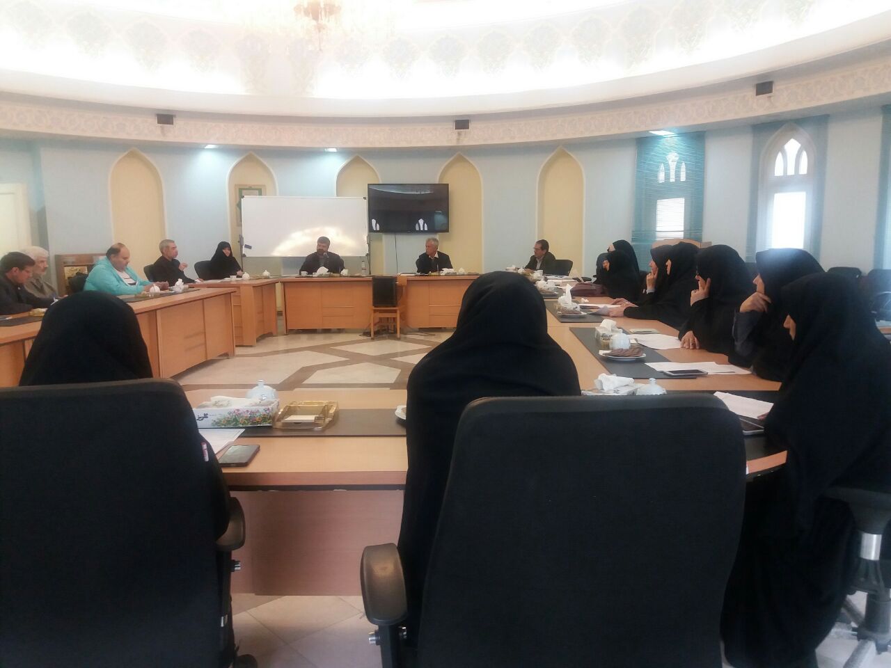 برگزاری بیستمین نشست ادبی خوانش متون کهن کتابخانۀ مرکزی آستان‌قدس‌رضوی