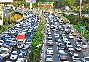 8 برابر ظرفیت در معابر تهران خودرو تردد می‌کند